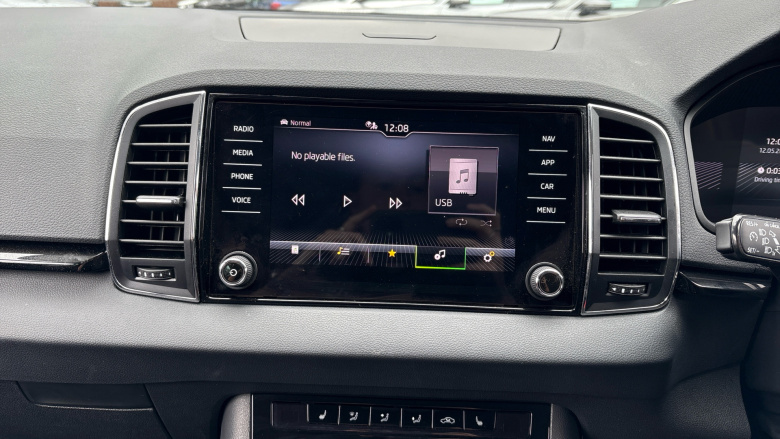 Skoda Karoq 1.5 TSI SE L 5dr DSG Petrol Estate